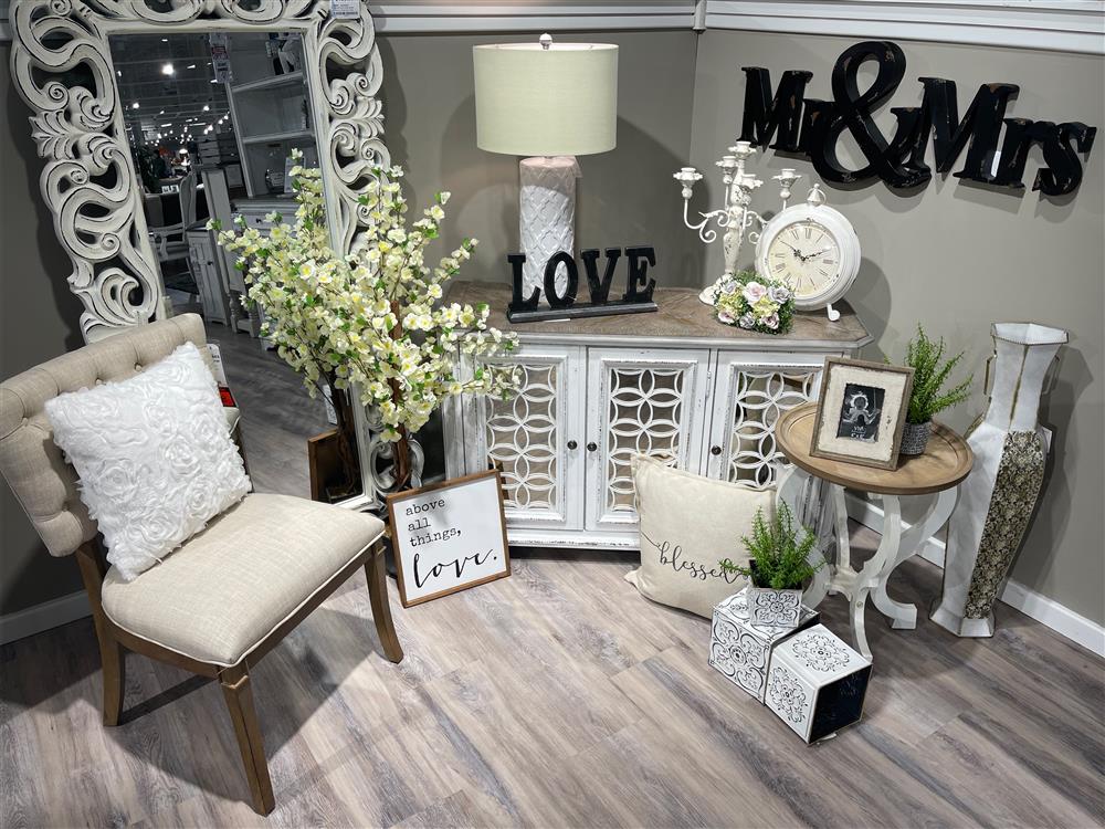 Soft & Romantic Wedding Decor
